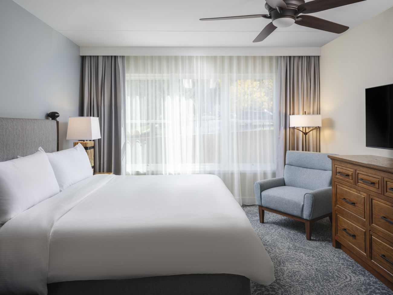 2-Bedroom Villa Primary Bedroom